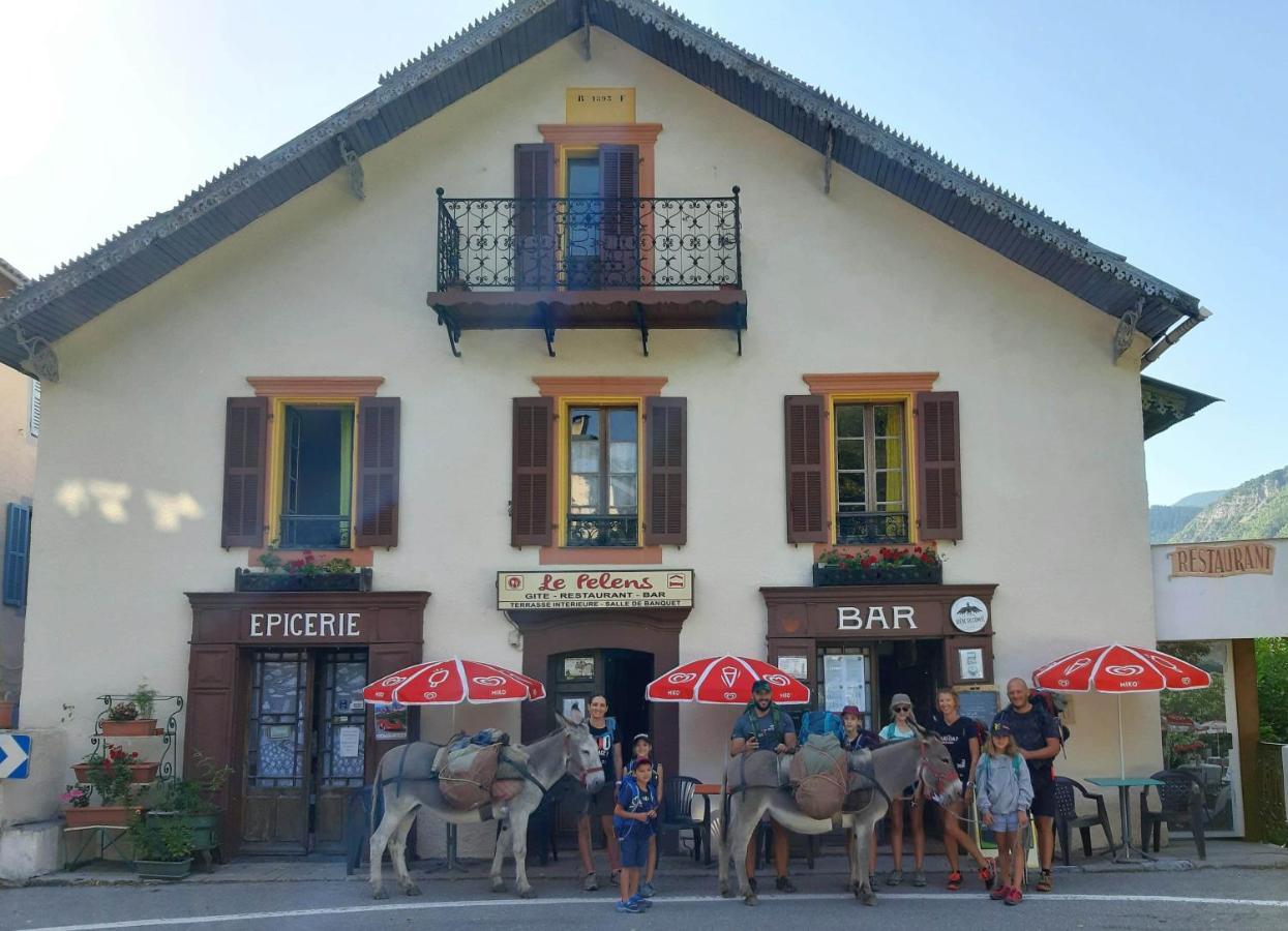 Gite Le Pelens Saint-Martin-dʼEntraunes Exterior foto